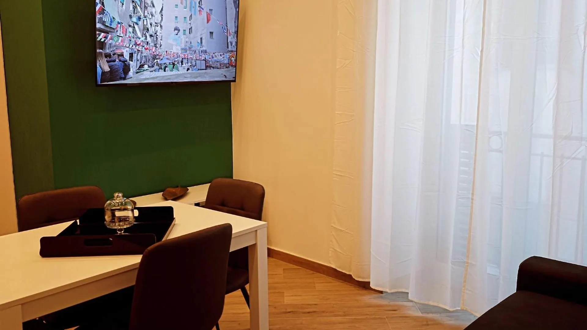 Seaside Apartment Неаполь 0*,